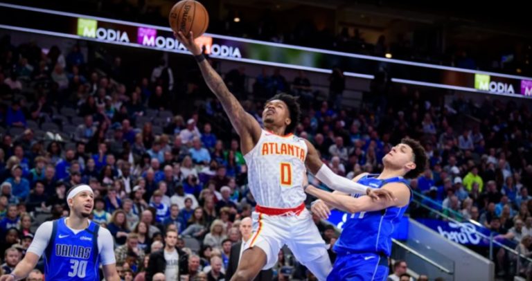 Dallasi mundet nga Atlanta, fiton bindshëm Hjustoni