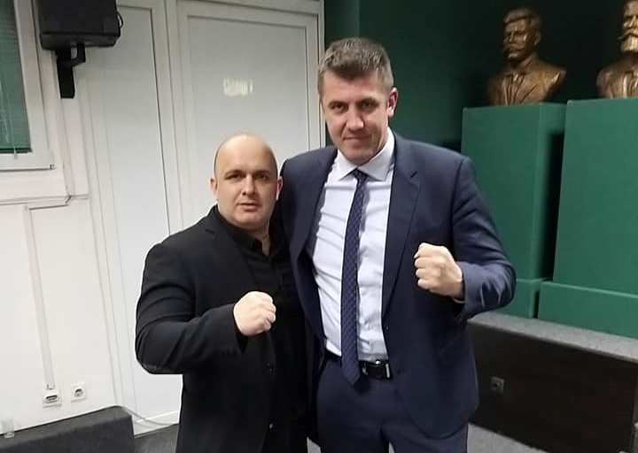 Dimovski dhe Salihu fitojnë sërish besimin, vazhdojnë udhëheqjen në boks