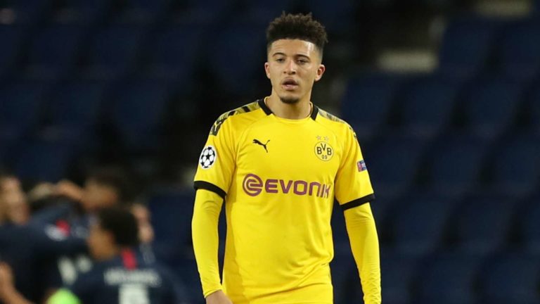 Liverpool dorëzohet në garën për Jadon Sancho