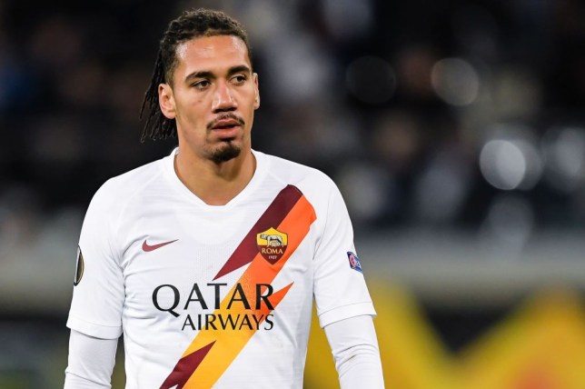 Roma dorëzohet për Smalling?