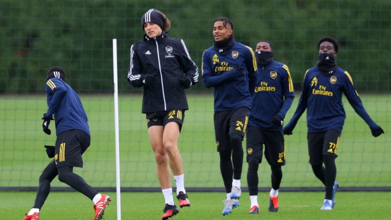 Arsenal afër rikthimit në stërvitje – masa strikte për lojtarët