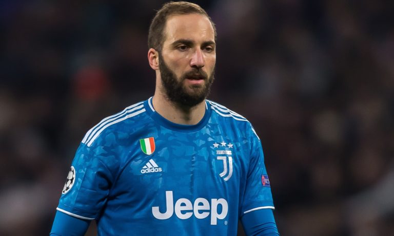 Higuain mund ta shkëpusë kontratën me Juventus, nuk kthehet nga Argjentina