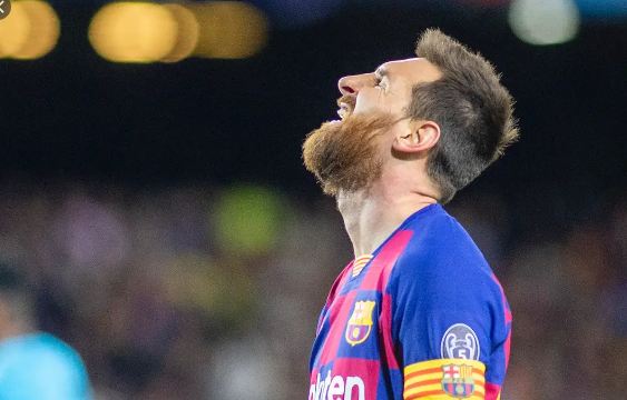 Messi përgënjeshtron zërat që e largojnë nga Barcelona: Lajme të rreme