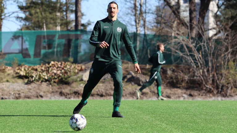 Ibrahimovic stërvit në Suedi me skuadrën e njohur