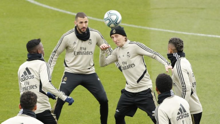 Kalendari i ndërlikuar që e pret Real Madridin