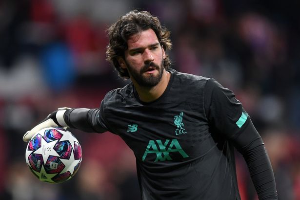 Alisson ishte afër transferimit te Chelsea, para se të kalonte te Liverpool