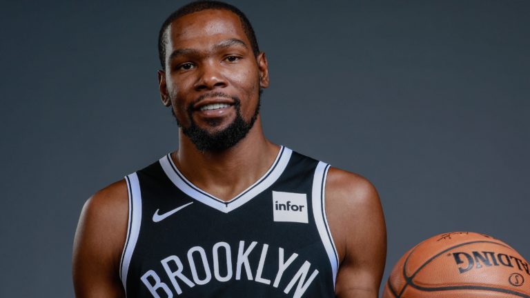 Durant e kaloi koronavirusin, pothuajse e gjitha liga NBA e ka marrë veten