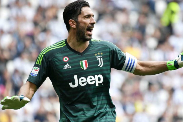 Buffon nuk ndalet, arrin marrëveshje me Juventusin për vazhdimin e kontratës