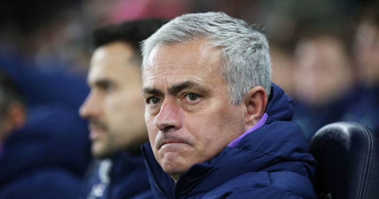 Mourinjo kërkon dy futbollist për te Totenhemi