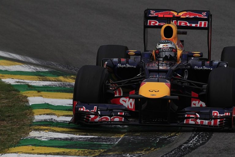 Horner: Gjasat janë të vogla që Vettel të kthehet te Red Bull