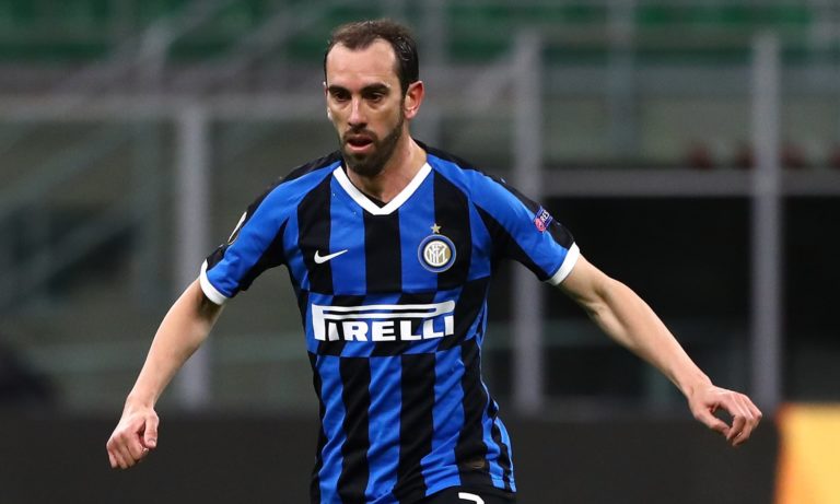 Godin përjashton mundësinë për rikthimin tek Atletico Madrid