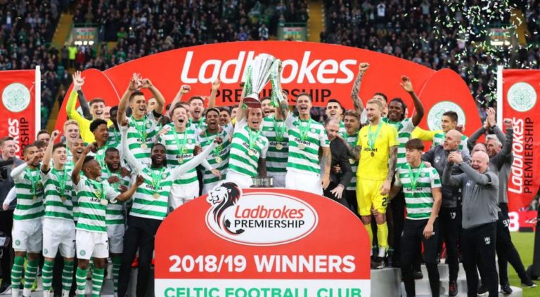 ZYRTARE: Celtic kampion i Skocisë, Hearts bie nga liga