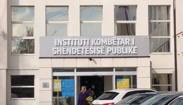IKSHPK reagon pas konfirmimit se futbolli në Superligë mund të rifillojë
