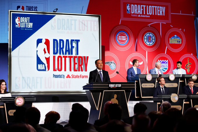 NBA shtynë lotarinë e draftit