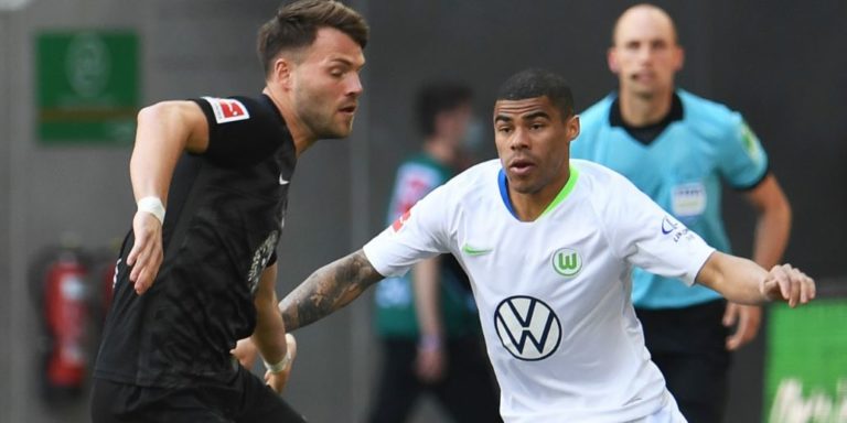 Wolfsburg fiton në frymën e fundit, merr tri pikë kundër Augsburg