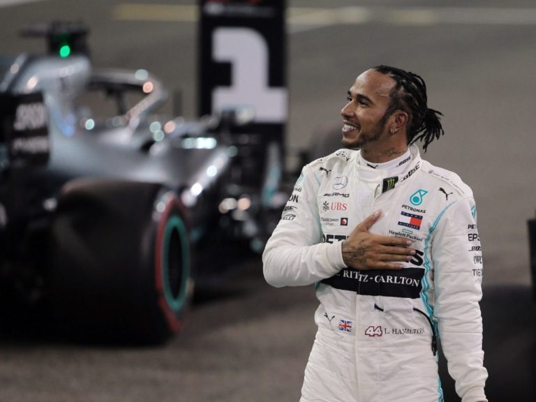 F1, Hamilton: Secilin vit, unë ndryshoj mënyrën e të garuarit