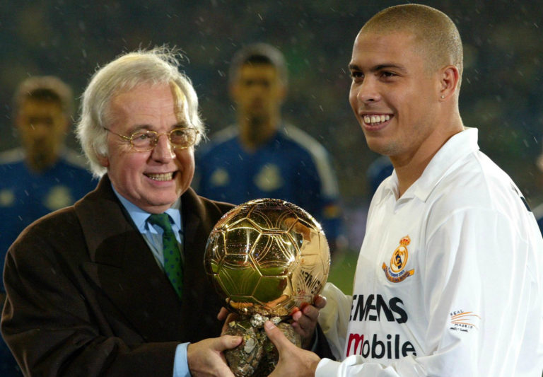 Ronaldo ‘R9’ flet për ‘Topin e Artë’, tregon pesë lojtarët që duhet ta fitonin këtë trofe