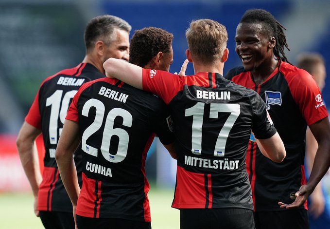 Menaxheri i përgjithshëm i Bundesligës paralajmëron klubet: Ndiqni rregullat