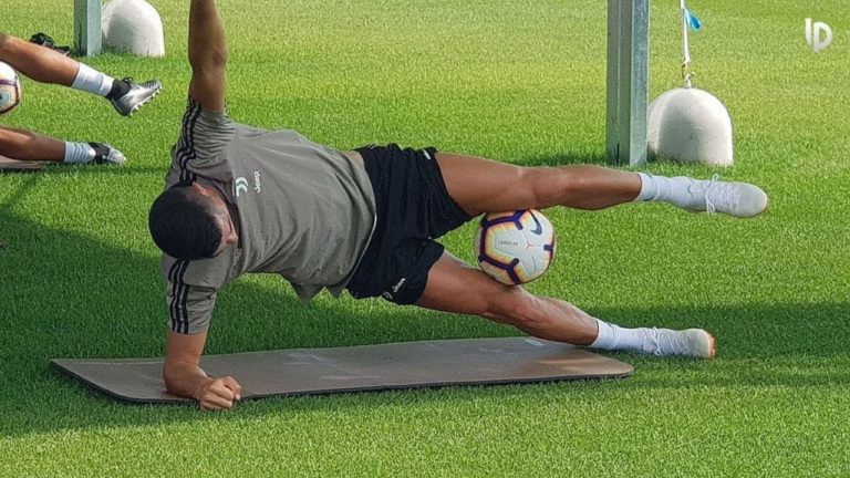 Ronaldo kthehet sot në stërvitje me Juventusin