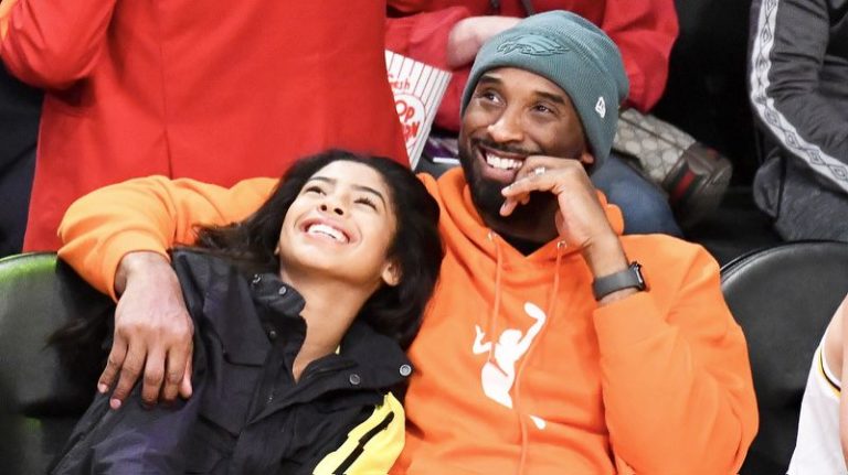 Humbën jetën në aksident ajror me të bijën, emocionon bashkëshortja e Koby Bryant