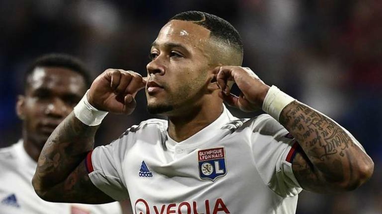Milan shfrytëzon krizën, transferon me çmim të lirë yllin holandez