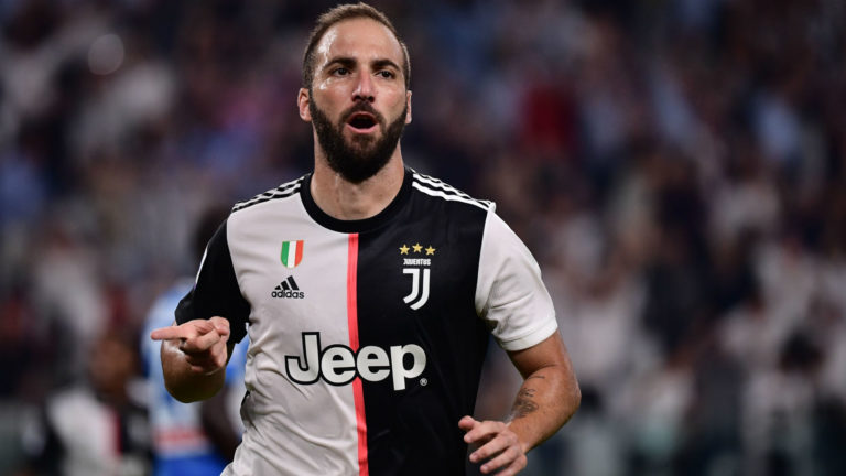 Higuain njofton pensionimin nga futbolli 