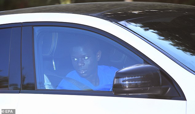 Kante nuk paraqitet në stërvitje te Chelsea, shkaku i frikës nga COVID-19