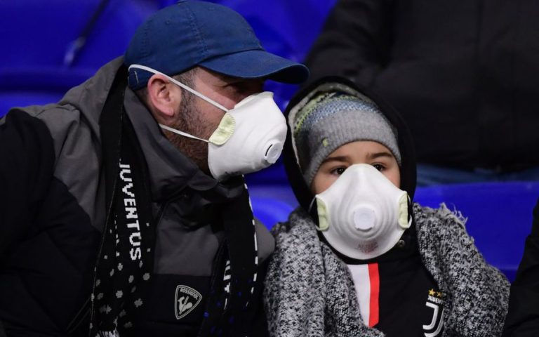 Ekspertja mjekësore: Pse të mos i lejojmë tifozët në stadiume?