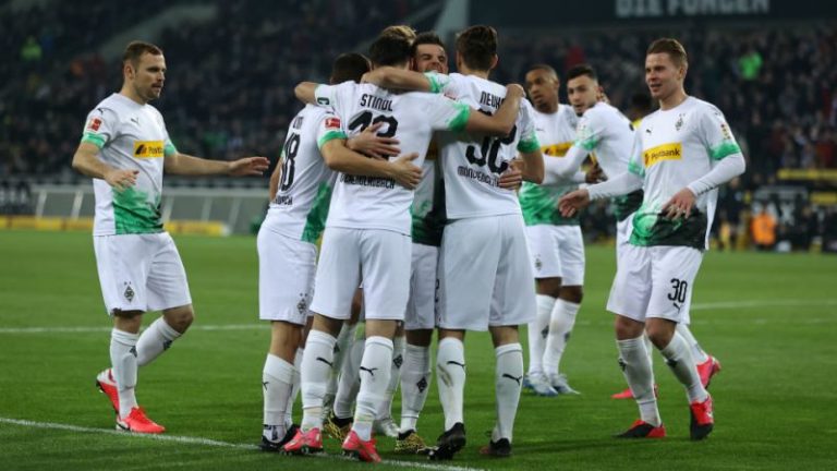 Dy teste pozitive për COVID-19 te M’Gladbach