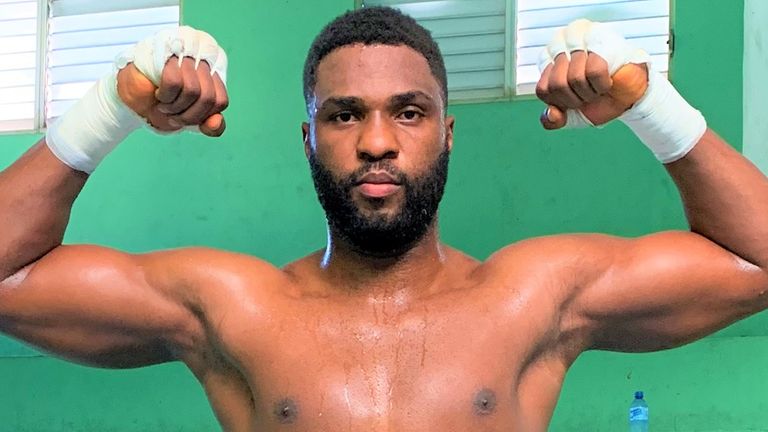 Boksieri që synon meçin me Anthony Joshua