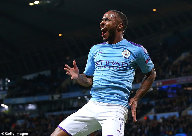 Sterling dërgon ndihma në qytetin e tij të lindjes në Xhamajka