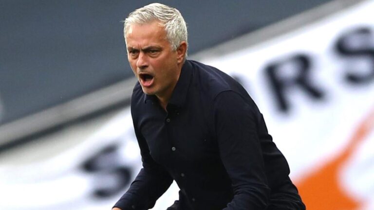 Mourinho kërkon mesfushorin e Barcelonës te Tottenham