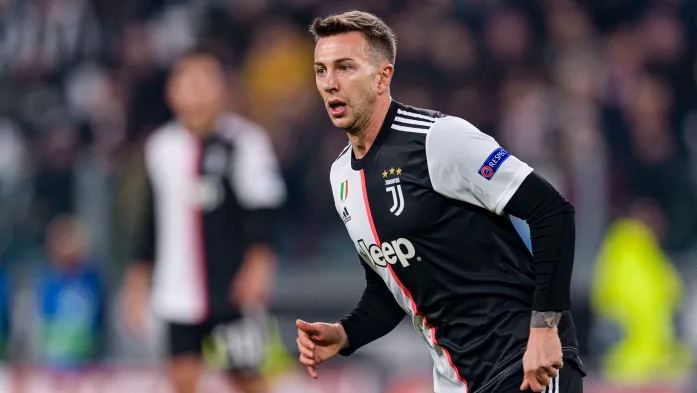 Bernardeschi mbetet te Juve, pavarësisht ofertave nga Napoli dhe Atletico