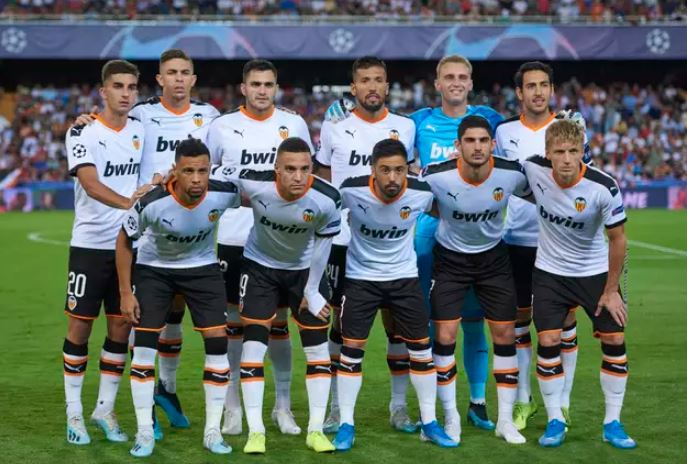 Valencia në krizë të madhe, i vendosë në shitje gjithë lojtarët