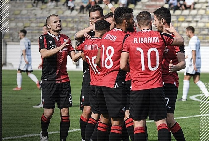 Ish-braziliani i Shkëndijës pranë firmës me Voskën 