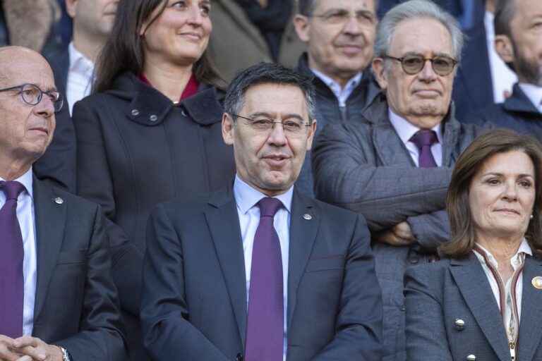 ‘Ndizen alarmet’ te Barcelona, persona të rëndësishëm ofrojnë dorëheqjen