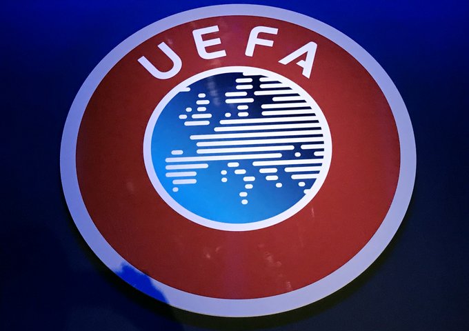 UEFA lejon rikthimin e tifozëve në tribuna