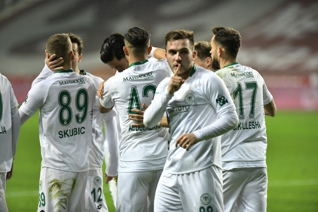 Dy golat ndaj Gallatasarayt i sigurojnë Dacit vend në formacionin e javës