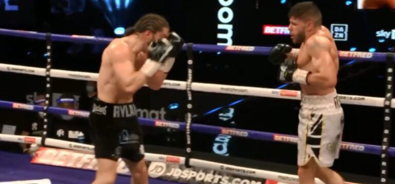 Florian Marku triumfon ndaj Rylton Charlton