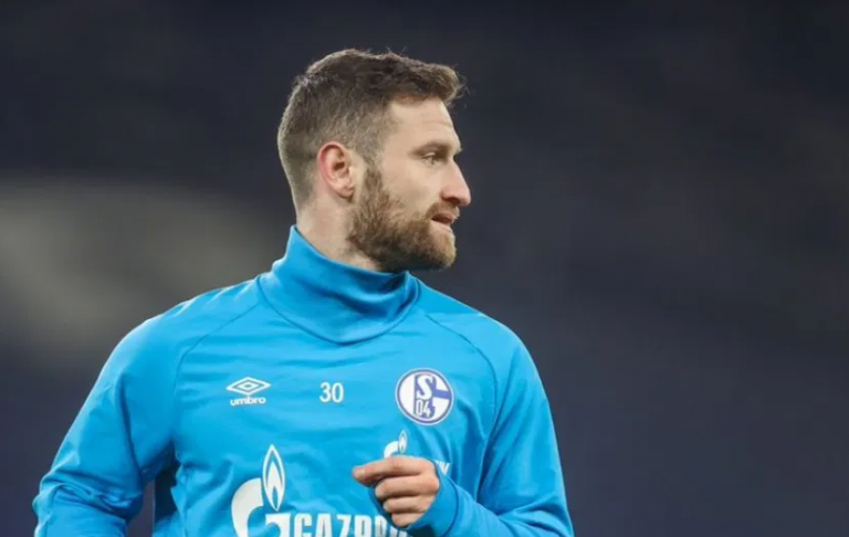 Mustafi pranë rikthimit në Spanjë, në negociata me klubin e La Ligas