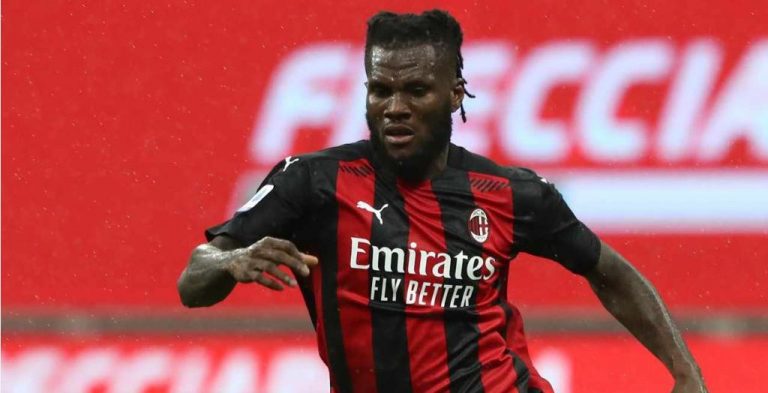 Komplikohen negociatat për rinovimin e Kessie me Milanin