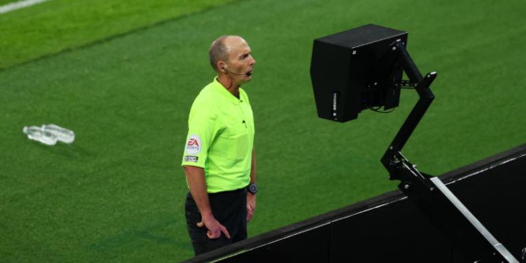 BBC kritikon Federatën e Futbollit të Skocisë, në Kosovë është implementuar VAR ndërsa tek ne jo 