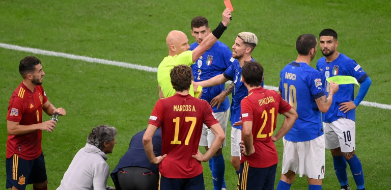 Bonucci i kërkon falje tifozëve për kartonin e kuq që morri ndaj Spanjës 