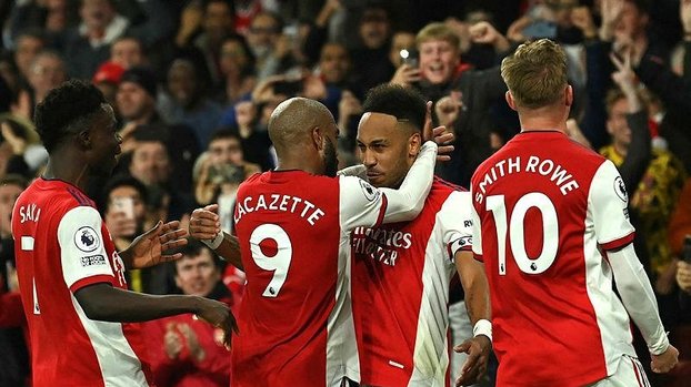 Arsenal kërkon anësorin e Leipzig