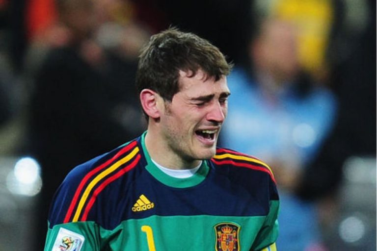 Iker Casillas reagon për luftën në Ukrainë, frikësohet për shëndetin mental të njerëzve