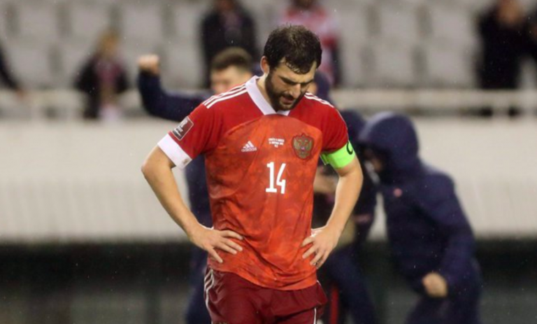 Adidas ndërpren marrëveshjen me kombëtaren e Rusisë në futboll