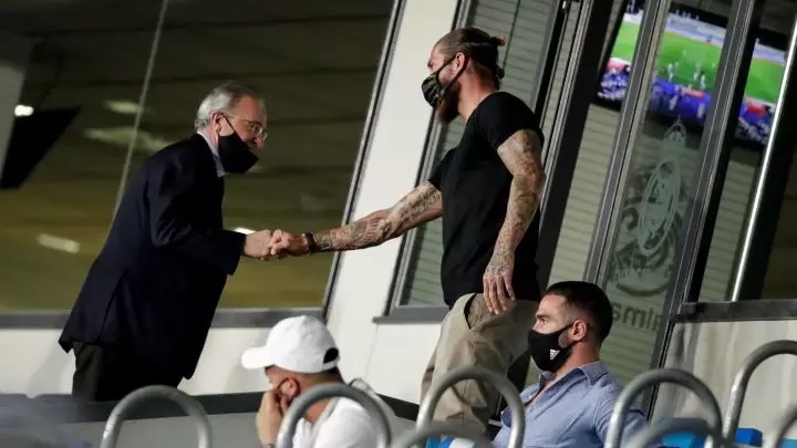 Sergio Ramos është penduar