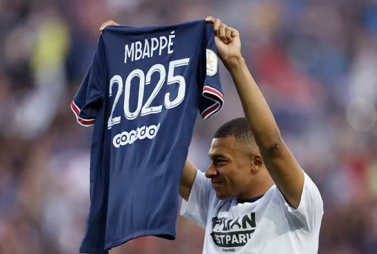 (VIDEO) Kylian, do të quhet fëmija i parë i lindur në Madrid për 2024!