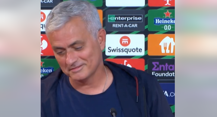 Mendoi se pyetja ishte në gjuhën shqipe, veprimi i Mourinhos në konferencë shkaktoi të qeshura