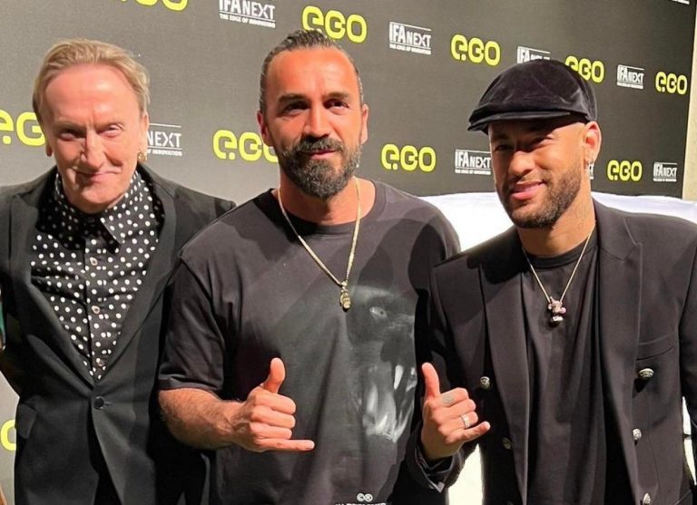 Neymar promovon veturen e re të miliarderit shqiptar (FOTO)